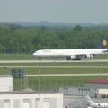 Airbus A340-600, Lufthansa, Flughafen München, Landung