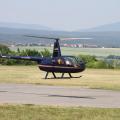 R44 im Schwebeflug