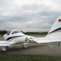 Flugplatz+Bad+Neustadt+-+Grasberg+am+20.8.2024%2C+Aquila+A210+Heckansicht