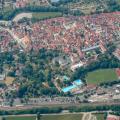Luftbild+am+05.07.2018%2C+Ortskern+Mellrichstadt+mit+Schwimmbad