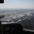 man beachte den Fernbahnhof neben dem Flughafen (interessantes Bauwerk)