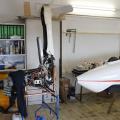 Das ist der Motor und Antrieb eines Segelflugzeugs mit Klapptriebwerk.
